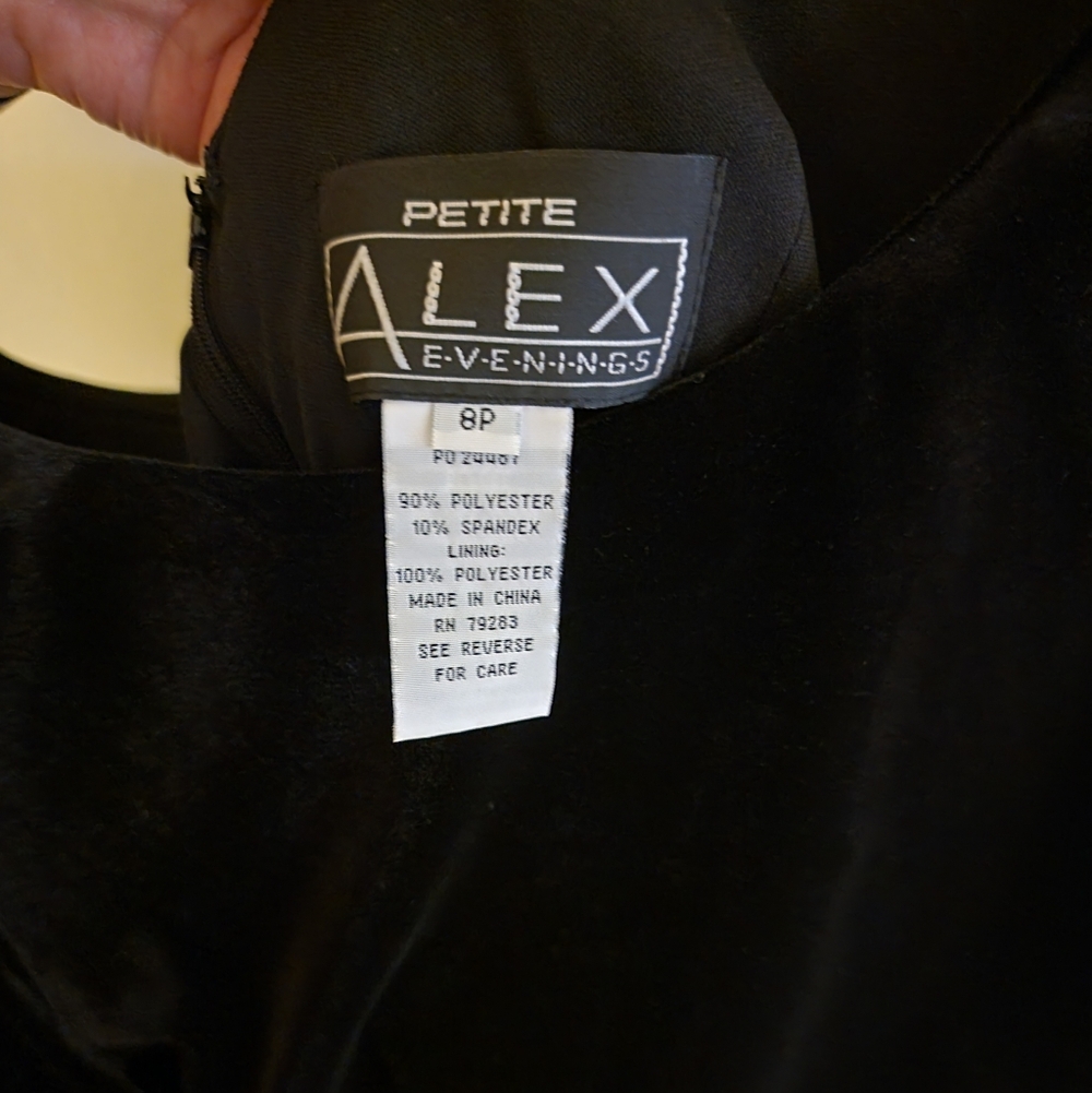 Alex Evenings Elegant Black Dress